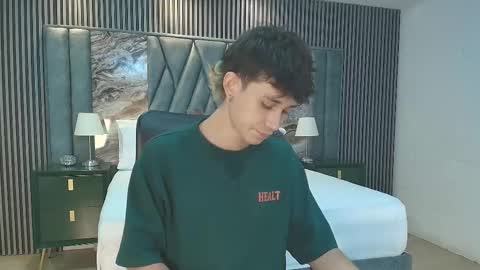 Snapshot of michaeel_blue chatting on 01.15.26 Michael online show from 01.15.26