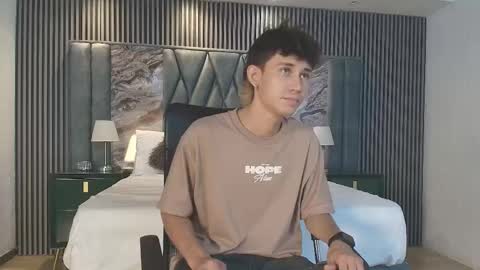 Snapshot of michaeel_blue chatting on 01.17.26 Michael online show from 01.17.26