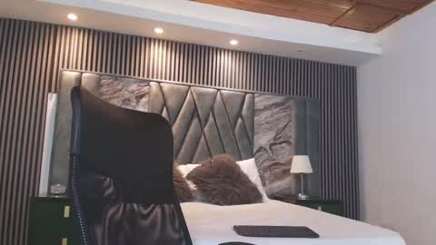 Snapshot of michaeel_blue chatting on 02.01.26 Michael online show from 02.01.26