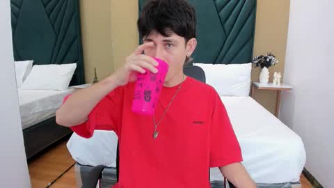 Snapshot of michaeel_blue chatting on 03.17.26 Michael online show from 03.17.26