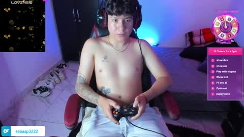 michael independent model  online show from 02.06.25