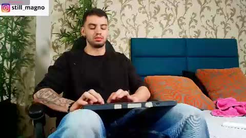 Snapshot of michael_magno chatting on 07.27.26 Michael Stevens online show from 07.27.26
