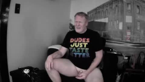 Snapshot of michael_remington chatting on 01.14.26 michael_remington online show from 01.14.26