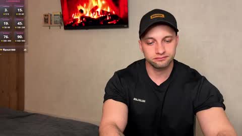 Snapshot of michaelbradley_for_u chatting on 05.14.26 michaelbradley_for_u online show from 05.14.26