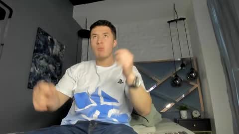 MichaelConnor  online show from 01.18.25