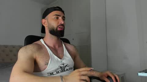 MichaelEvansx online show from 05.08.26