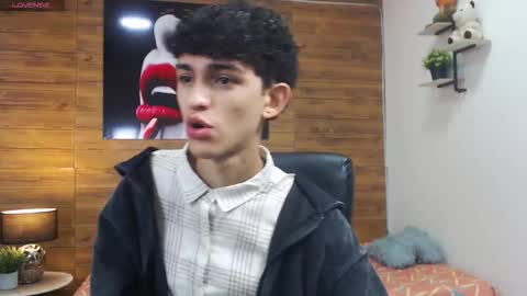 Snapshot of michaelkoiv chatting on 03.22.26 michaelkoiv online show from 03.22.26