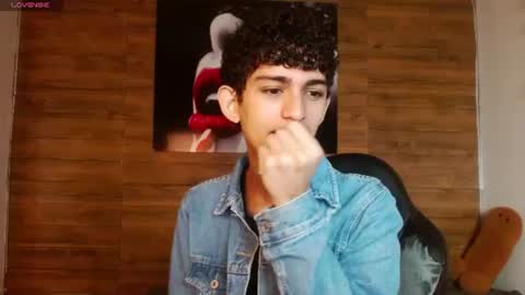Snapshot of michaelkoiv chatting on 06.17.26 michaelkoiv online show from 06.17.26