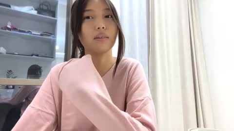 Snapshot of michalkandoll chatting on 10.19.25 Aidaxo online show from 10.19.25