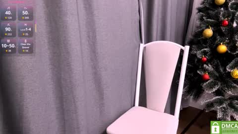 Snapshot of michalkandoll chatting on 12.13.25 Aidaxo online show from 12.13.25