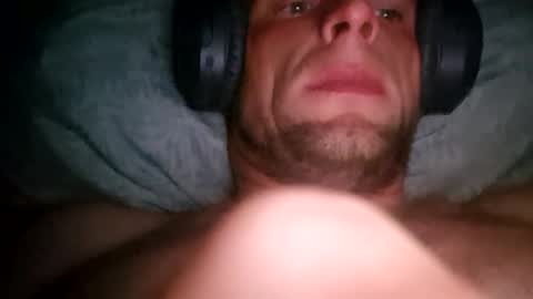 Snapshot of michaltomiczek77 chatting on 06.15.26 WildMikemilflove online show from 06.15.26