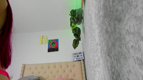 Snapshot of michele_rooss00 chatting on 03.09.25 melannie follow my new page online show from 03.09.25