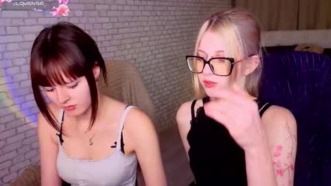 Snapshot of michelewild chatting on 03.17.26 Michele online show from 03.17.26