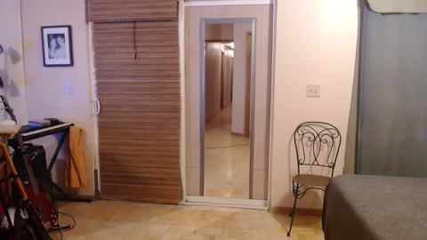 Snapshot of michelle209 chatting on 01.13.25 Michelle online show from 01.13.25