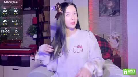 Snapshot of michelle_roze chatting on 12.10.24 Michelle online show from 12.10.24