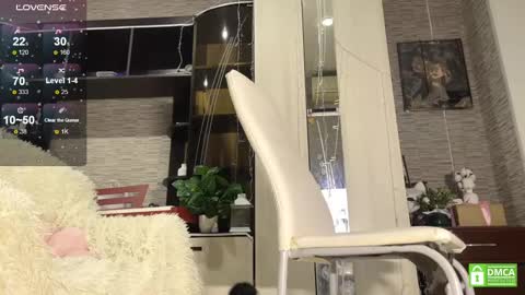 Snapshot of michelle_roze chatting on 02.15.25 Michelle online show from 02.15.25