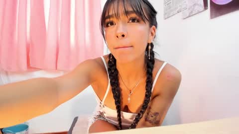 Snapshot of michelle_se chatting on 02.10.25 Michelle online show from 02.10.25