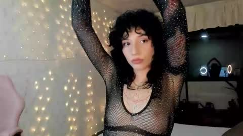 Michelle Ramirez online show from 11.30.25