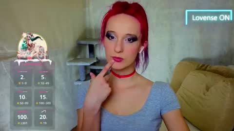 Snapshot of michelleevie chatting on 12.17.25 Agatha online show from 12.17.25