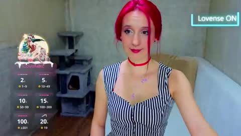 Snapshot of michelleevie chatting on 12.18.25 Agatha online show from 12.18.25