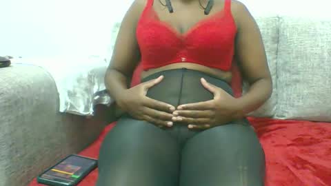 Snapshot of michellevice chatting on 09.23.25 michellevice online show from 09.23.25