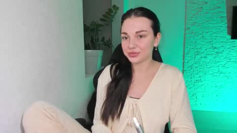 Snapshot of michelliibeautiful chatting on 01.16.26 Michellee online show from 01.16.26