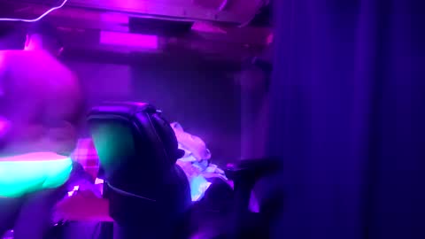 mickdollz online show from 10.29.25