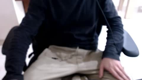 Snapshot of microfama00 chatting on 01.13.26 microfama00 online show from 01.13.26