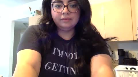 Snapshot of midnightbruja111 chatting on 10.21.25 midnightbruja111 online show from 10.21.25