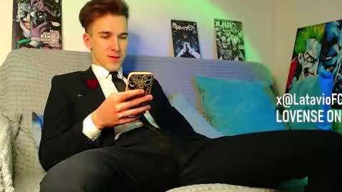 Snapshot of midnighter__ chatting on 03.04.26 Alexey or just Alex online show from 03.04.26