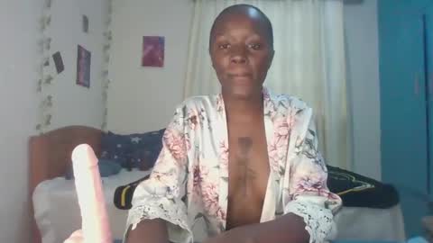 Naught Kelly online show from 05.04.26