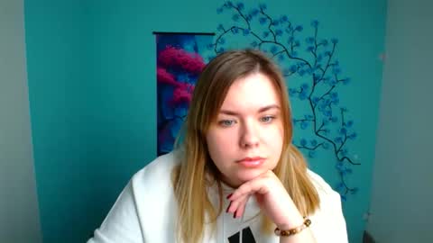 Mariana online show from 11.04.25