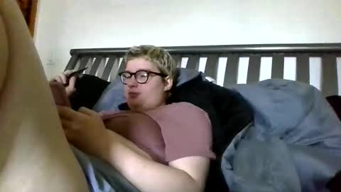 midnightmochi2 online show from 05.19.26