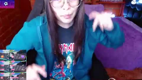 Snapshot of midoriquinn chatting on 06.13.26 Midori 7u7 online show from 06.13.26