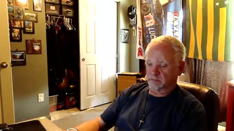 Snapshot of midwestdad09 chatting on 09.25.25 midwestdad09 online show from 09.25.25