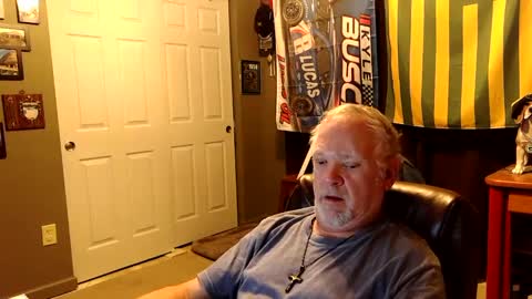 Snapshot of midwestdad09 chatting on 09.28.25 midwestdad09 online show from 09.28.25