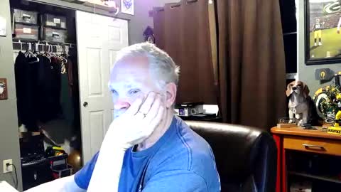 Snapshot of midwestdad09 chatting on 03.08.26 midwestdad09 online show from 03.08.26