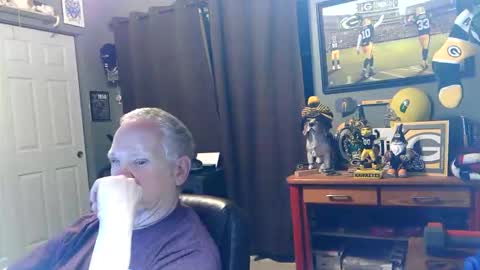 Snapshot of midwestdad09 chatting on 03.16.26 midwestdad09 online show from 03.16.26