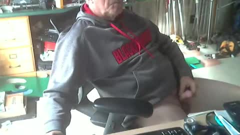 Snapshot of midwestman4u2 chatting on 01.18.26 Mid West Man 4U online show from 01.18.26