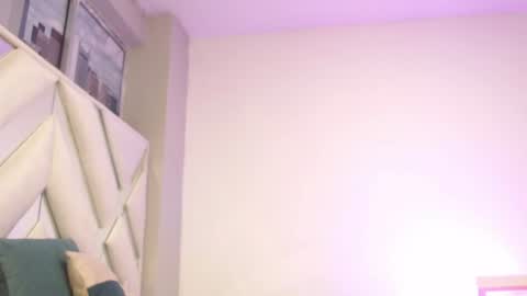 Snapshot of miel_alisha chatting on 07.13.26 miel online show from 07.13.26