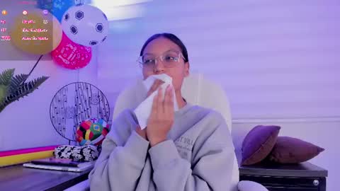 Snapshot of miel_ambar chatting on 06.29.26 miel_ambar online show from 06.29.26