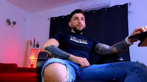 MightyAaron online show from 05.09.26