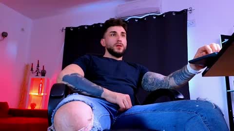 MightyAaron online show from 05.12.26