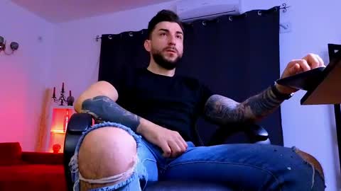 MightyAaron online show from 05.18.26