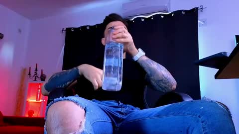 MightyAaron online show from 05.26.26