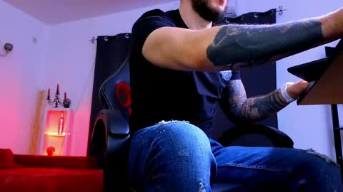 MightyAaron online show from 05.31.26
