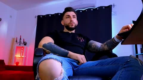MightyAaron online show from 06.05.26