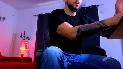 MightyAaron online show from 07.12.26