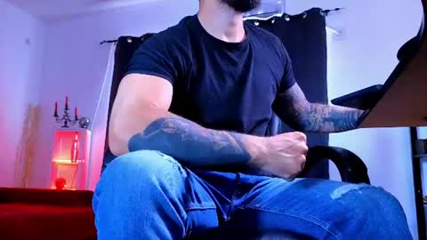 MightyAaron online show from 08.03.26