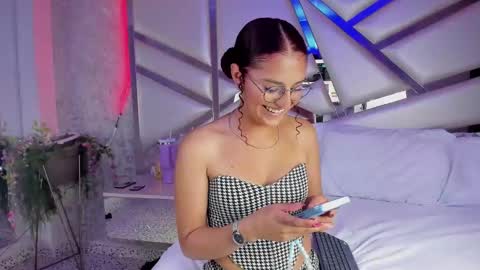 MIA 3 online show from 03.04.25